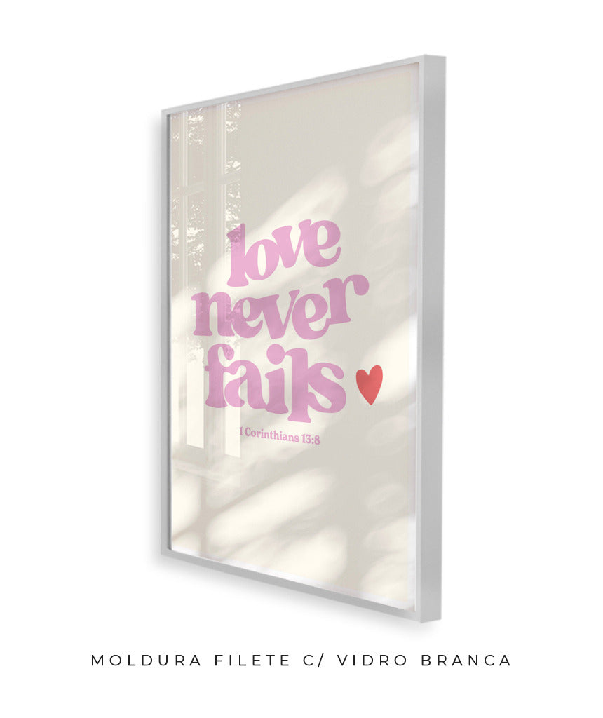 Love never fails (rosa)