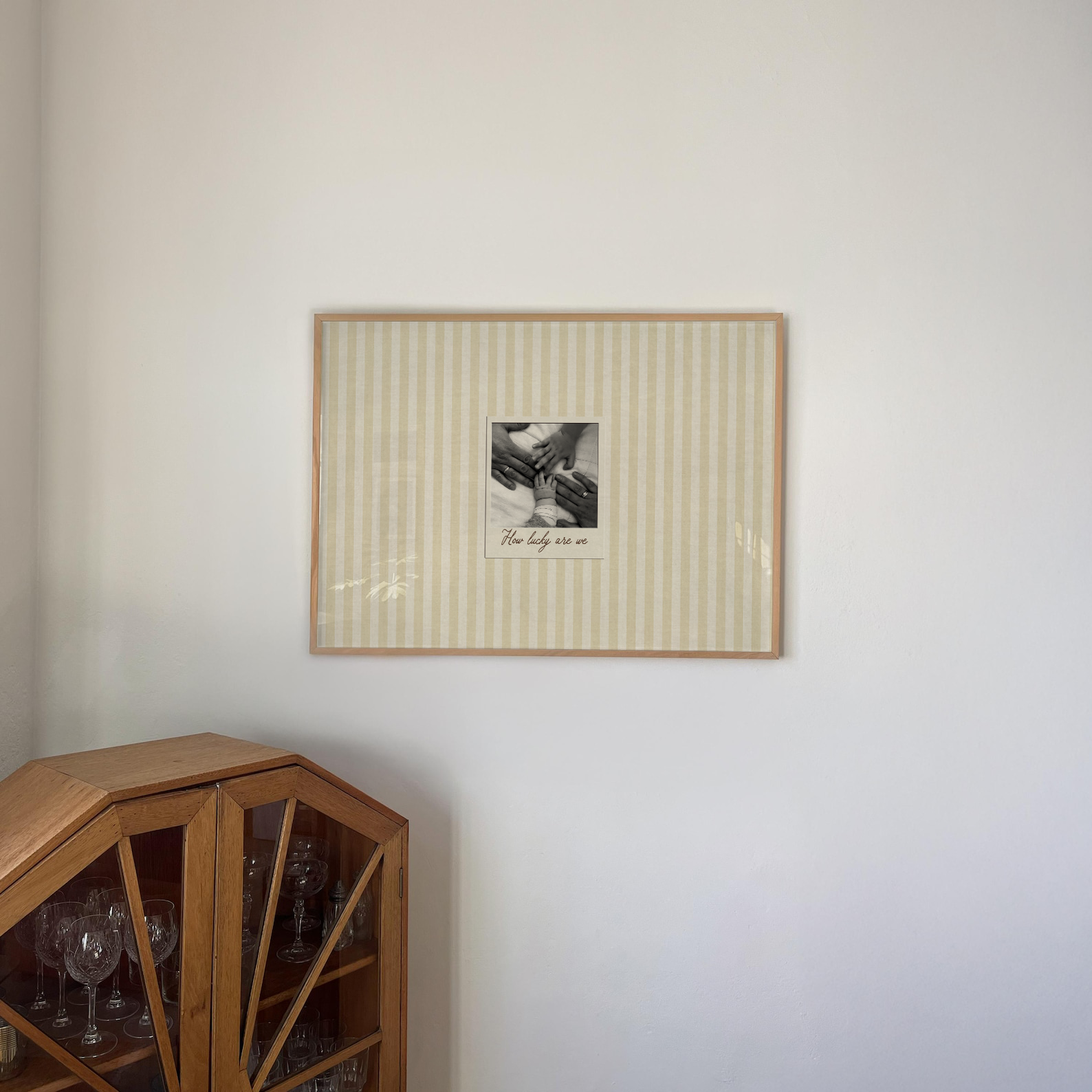 Quadro Personalizado Listrado com Fotos Polaroid