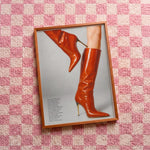 Quadro decorativo Red boots com moldura freijó
