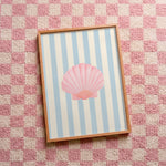 Quadro decorativo concha com moldura natural