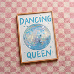 Quadro decorativo Dancing Queen com moldura natural
