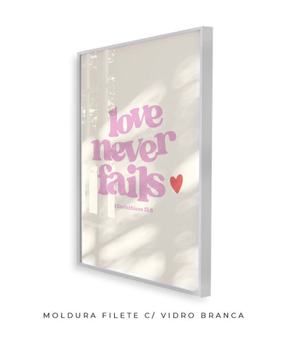 Love never fails (rosa)