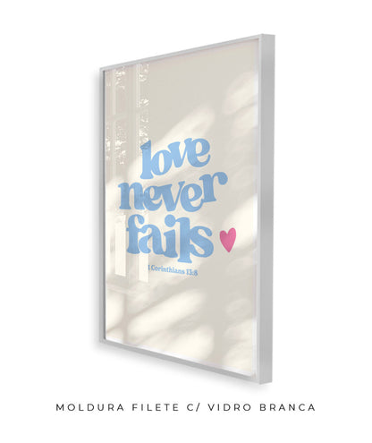 Love never fails (azul)