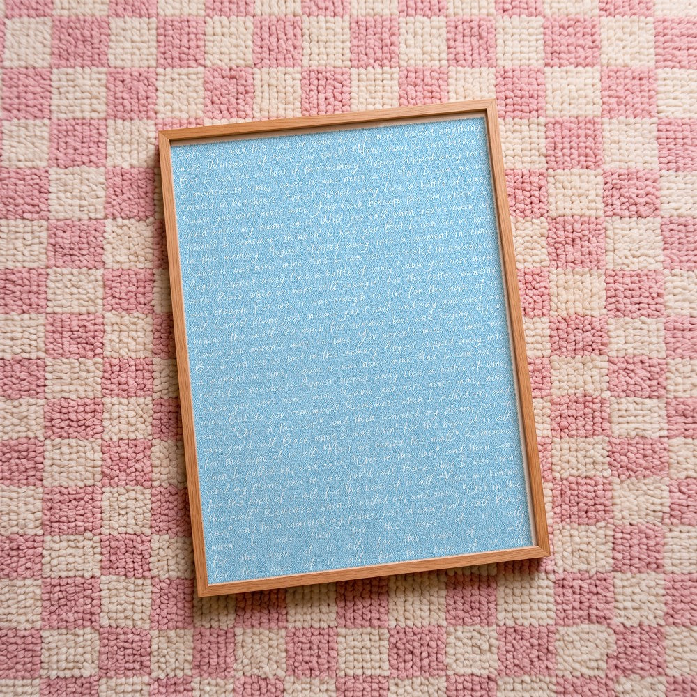 Quadro decorativo August (letra) com moldura natural