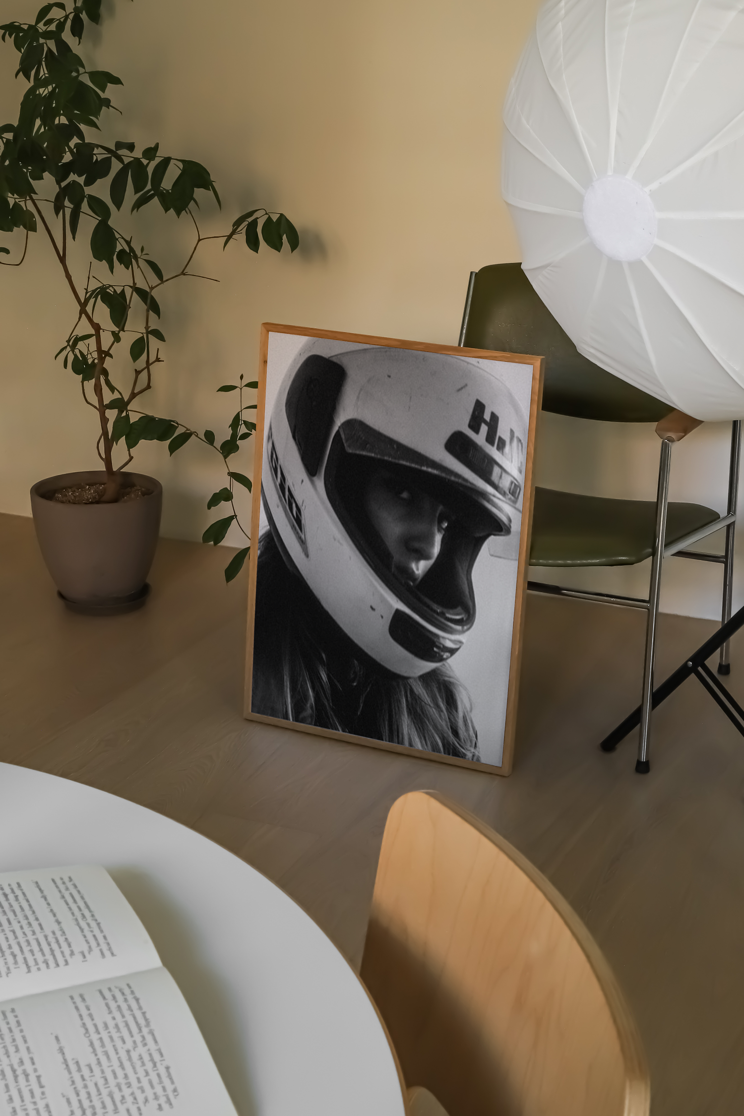 Motorsport girl (arquivo digital)