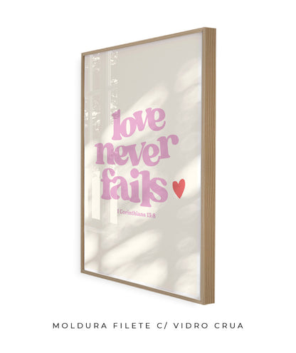 Love never fails (rosa)