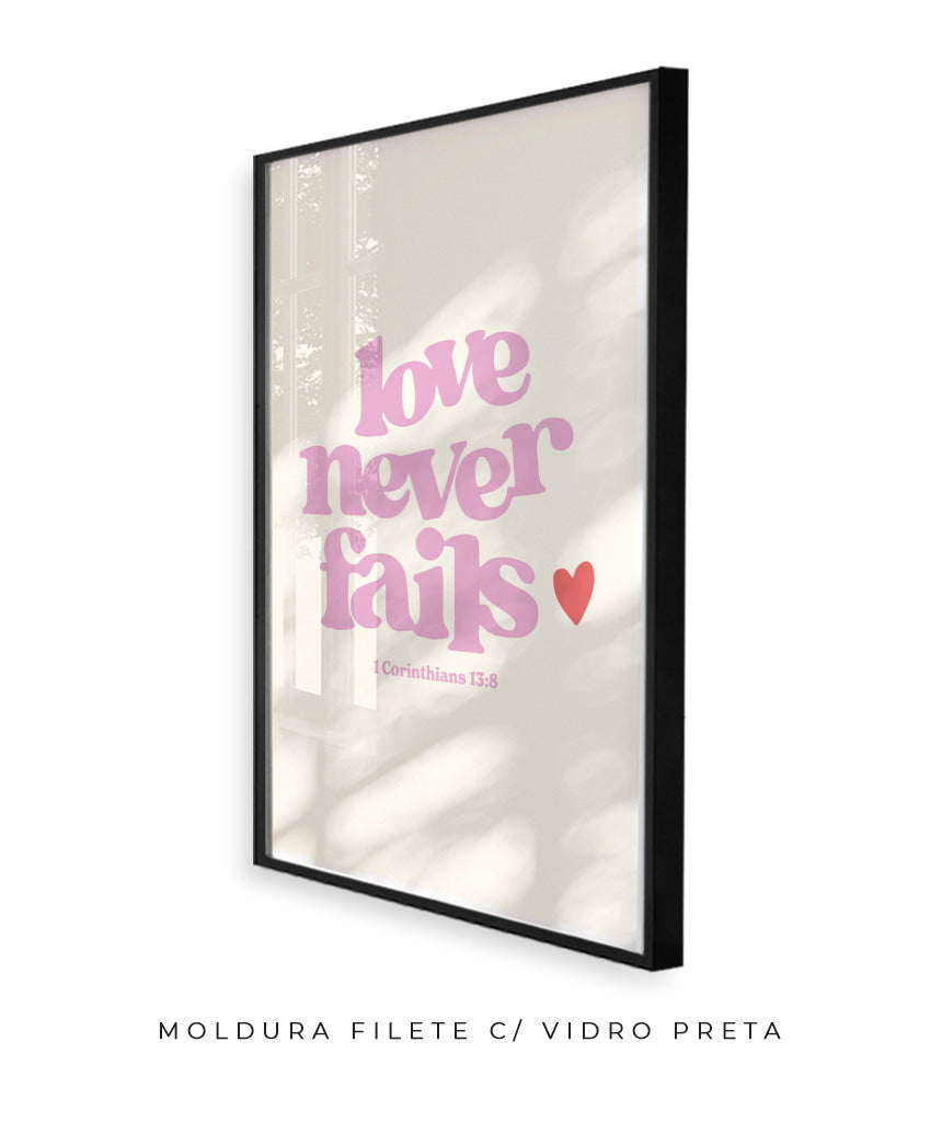 Love never fails (rosa)