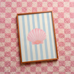 Quadro decorativo concha com moldura freijó